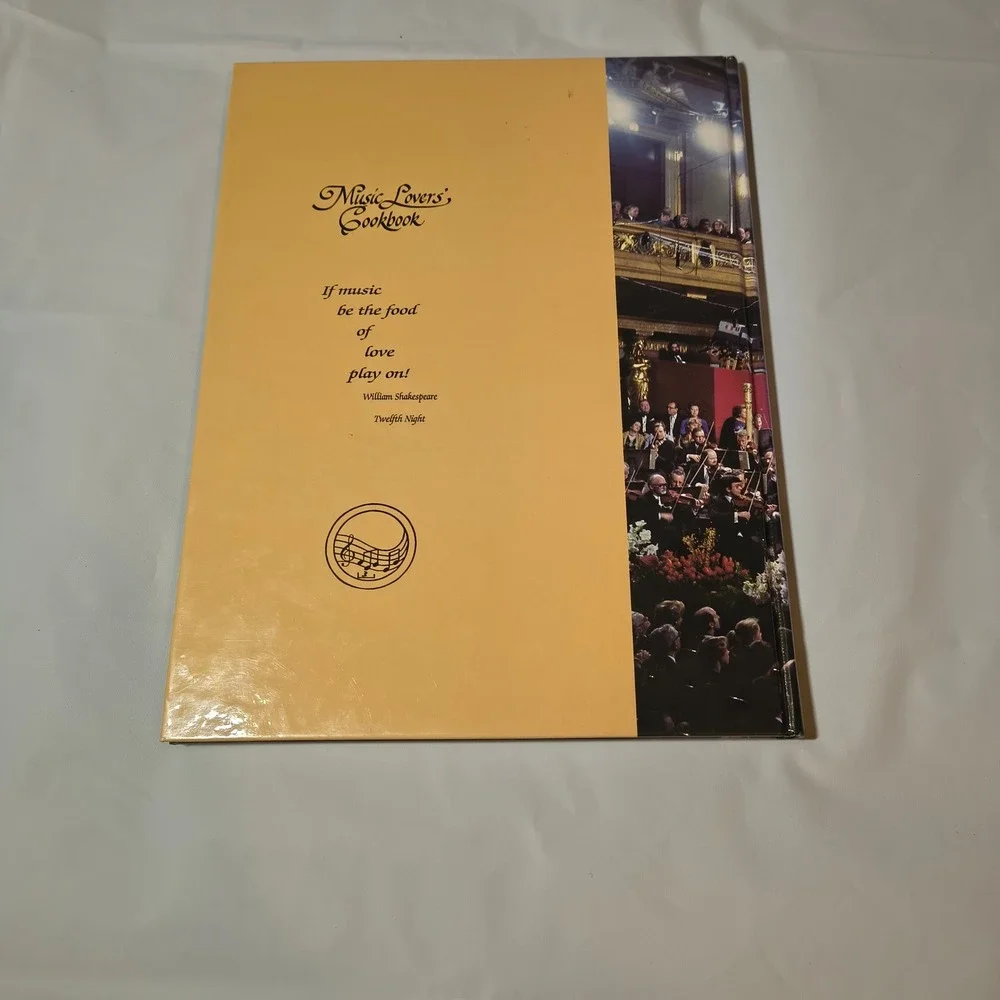 Music Lovers Cookbook 1992‎ First Edition Gibson Nortex Press Hardcover Recipes